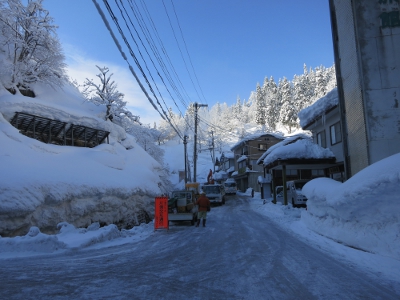 松之山温泉回転場前